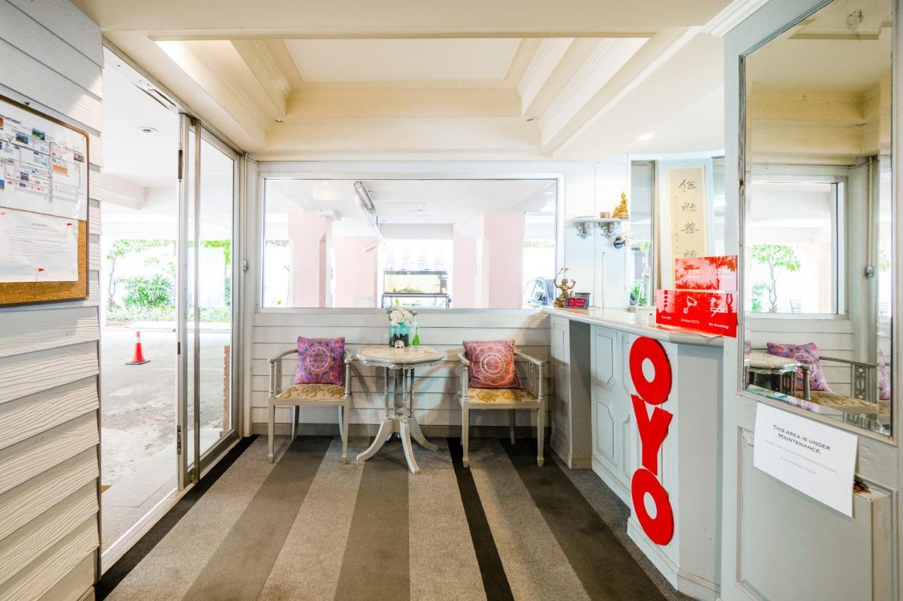 Oyo 1042 Boon'S Residence Bangkok Exterior foto